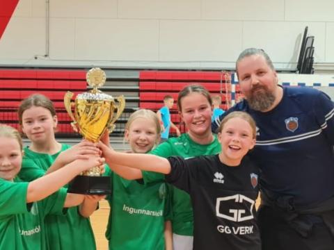 primary school handball champions